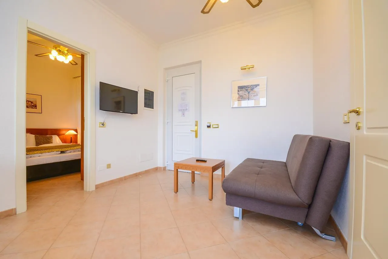 Piccola Italia Apart otel Tremosine İtalya