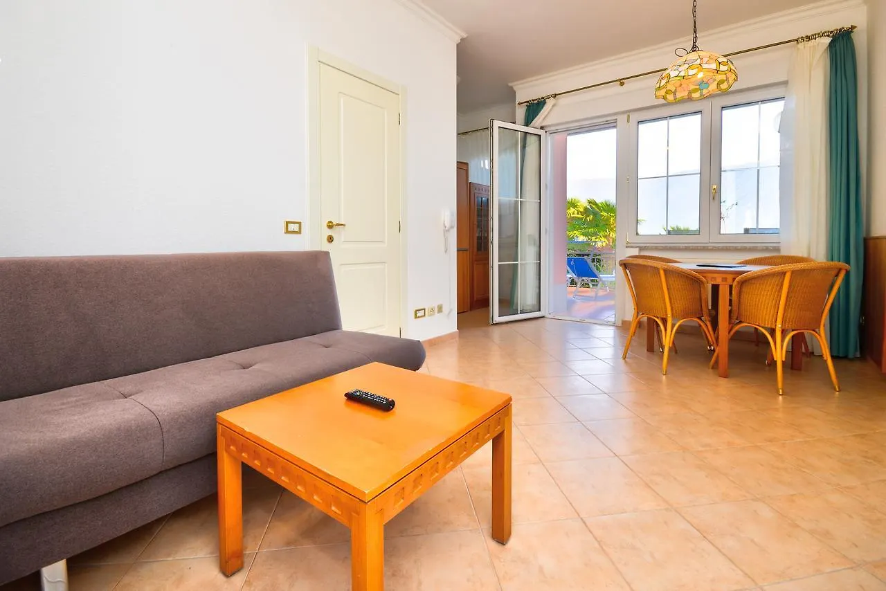 Aparthotel Piccola Italia Tremosine
