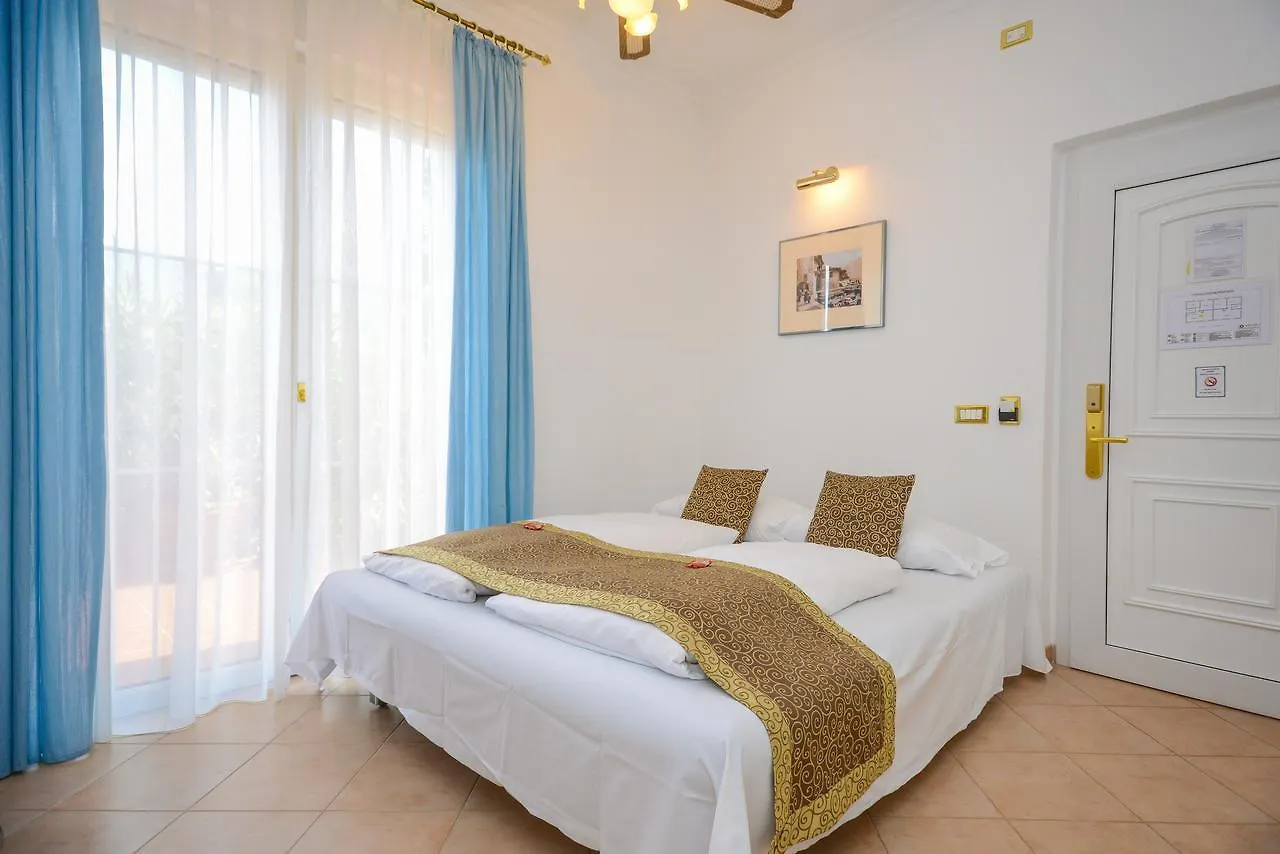 Aparthotel Piccola Italia Tremosine