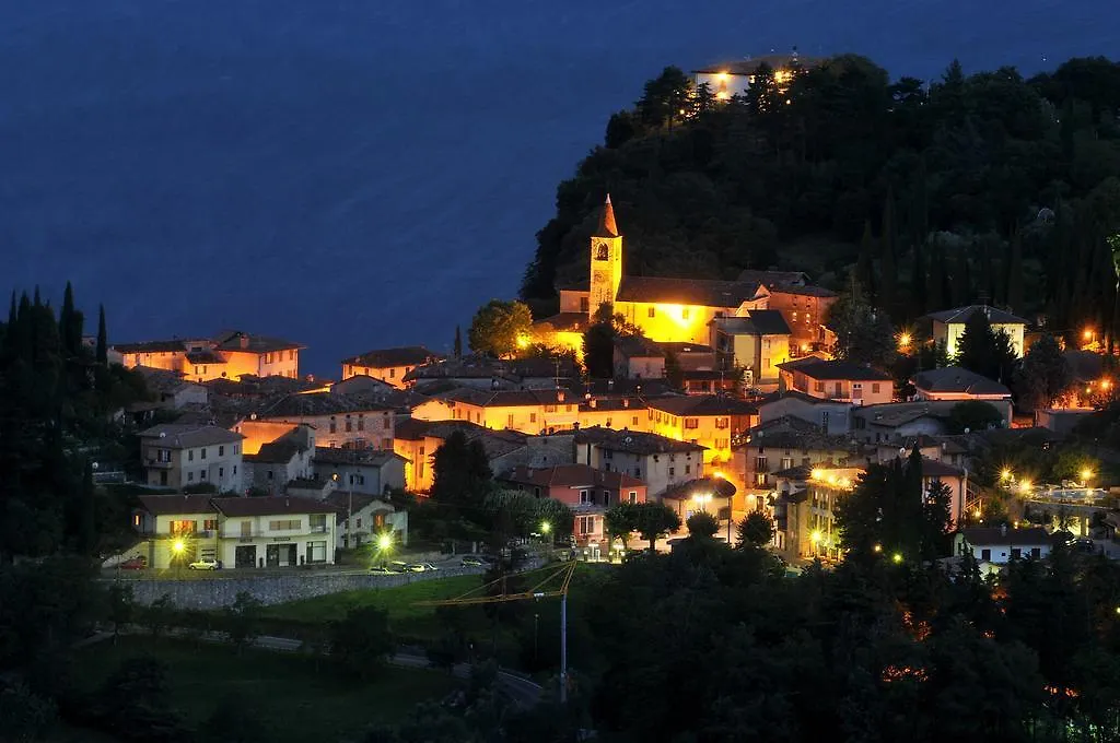 ****  Aparthotel Piccola Italia Tremosine Itálie