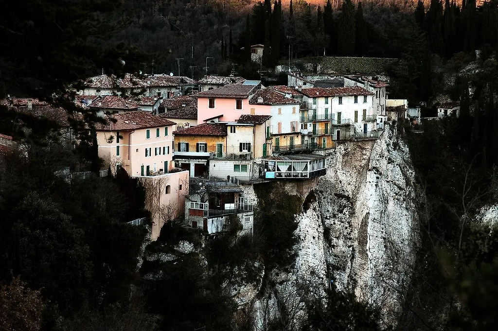 Aparthotel Piccola Italia Tremosine